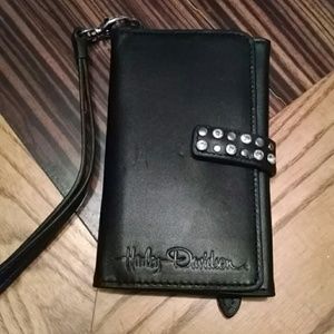 Phone case/wristlet wallet